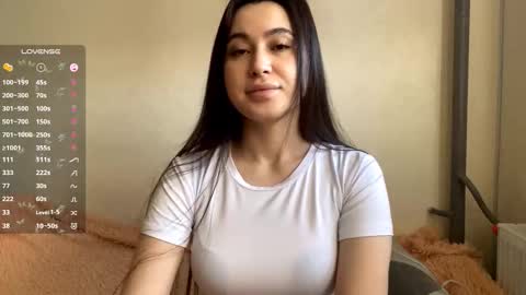 Snapshot of bella_gasp chatting on 02/18/26, 05:58 Jane online show from 02/18/26, 05:58