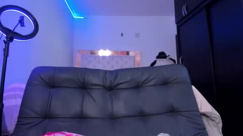 bella_hamilton online show from 03/05/26, 02:18