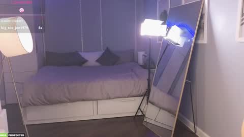 Bella next stream December 2 at 9pm gmt online show from 01/09/25, 01:18