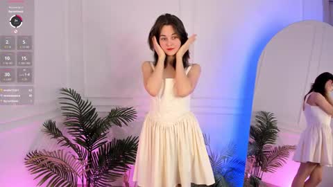 Snapshot of bella_hot_chilly chatting on 02/23/26, 08:01 Bella online show from 02/23/26, 08:01