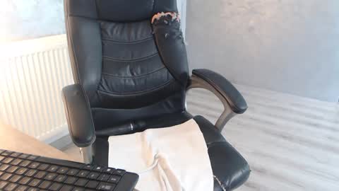      online show from 12/17/24, 10:34