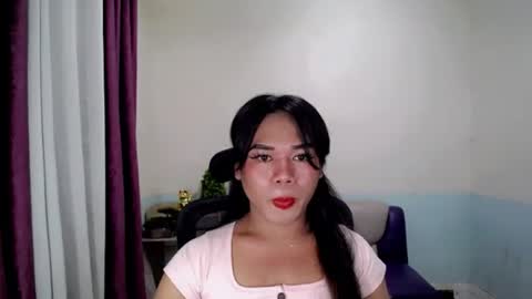 bella_ngo online show from 05/25/26, 07:47