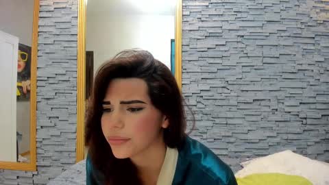 Snapshot of bella_posh chatting on 03/09/25, 10:08 bella_posh online show from 03/09/25, 10:08
