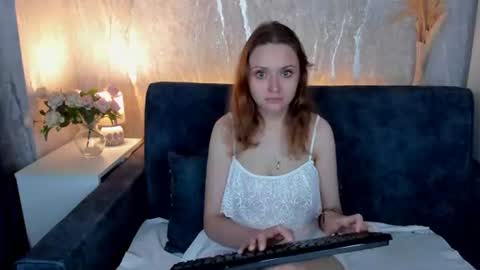 Linda Bella online show from 07/14/26, 01:08