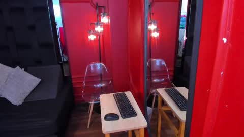 Bella Riviera online show from 01/18/26, 12:09