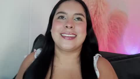 Snapshot of bella_saint33 chatting on 07/09/26, 05:22 bella online show from 07/09/26, 05:22