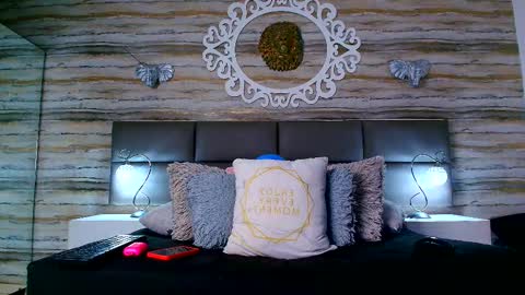     online show from 02/12/25, 09:43