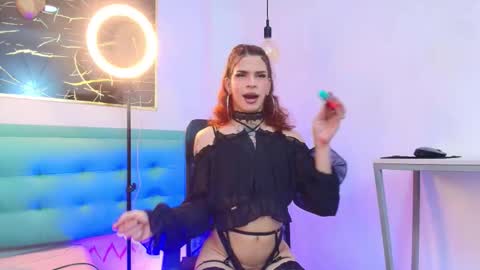     online show from 11/27/25, 08:22