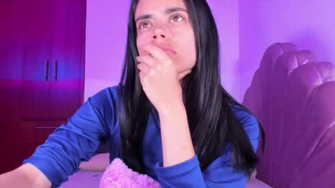 Valeria Model Independent online show from 11/11/25, 05:18