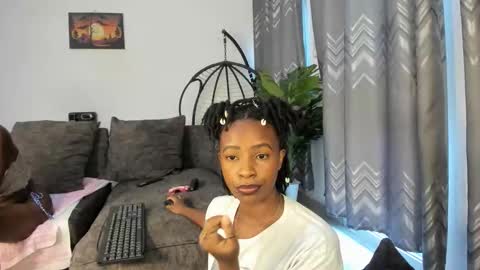 Bella sweetpea online show from 06/01/26, 04:58