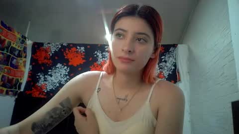 bella_thorne1999 online show from 07/17/26, 01:23