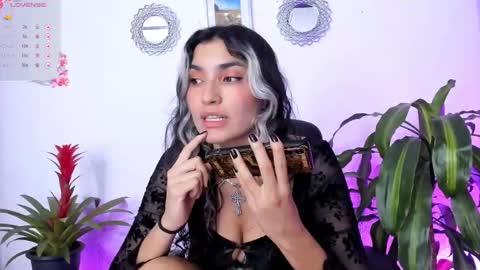 Bella online show from 02/06/25, 10:53