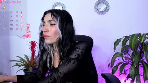 Bella online show from 03/07/25, 10:54