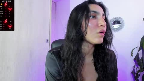 Bella online show from 04/30/26, 09:41