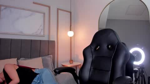 BELLA online show from 03/13/26, 08:37