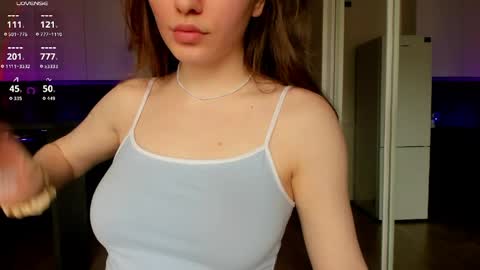 Snapshot of bella_xiss chatting on 04/14/26, 11:05 bella_xiss online show from 04/14/26, 11:05