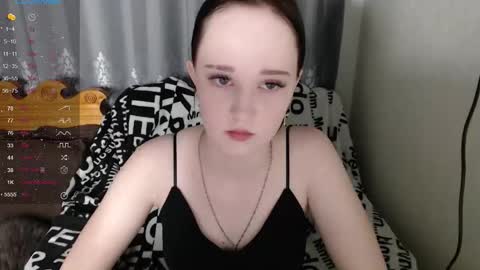 Snapshot of bellaabey chatting on 09/17/25, 03:46 Bella online show from 09/17/25, 03:46