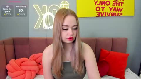 Bella online show from 04/12/26, 01:54