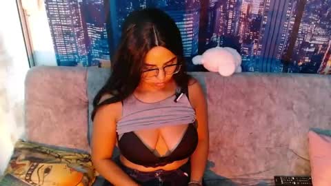 Bella Baker online show from 04/29/26, 06:58