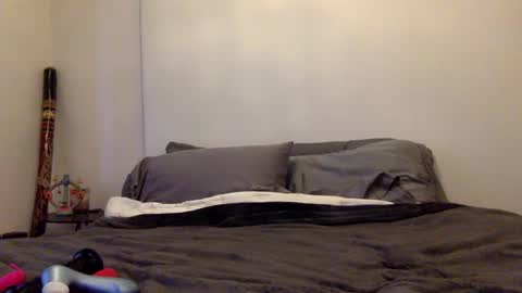 Bella online show from 01/10/25, 11:39