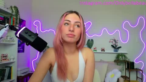Snapshot of bellabeauu chatting on 05/19/26, 06:36 bella beau online show from 05/19/26, 06:36