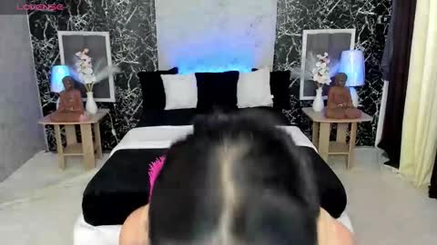 Snapshot of bellabrown_19xxx chatting on 10/02/25, 06:53 Bella online show from 10/02/25, 06:53
