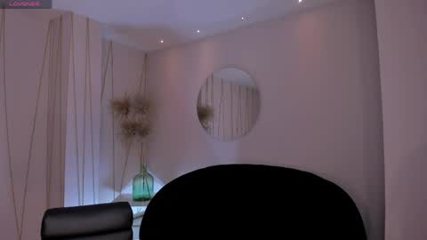  Bella C  online show from 04/16/26, 07:47