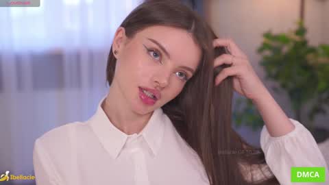 Bella I took a vacation and Ill be back on December 18th So dont lose me To keep in touch I have a TG -  you can find below online show from 10/04/25, 07:39