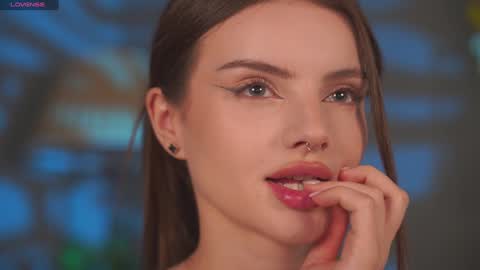 Bella I took a vacation and Ill be back on December 18th So dont lose me To keep in touch I have a TG -  you can find below online show from 11/19/25, 07:52