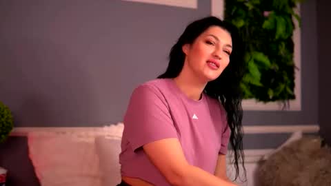 Eva online show from 11/28/25, 07:44