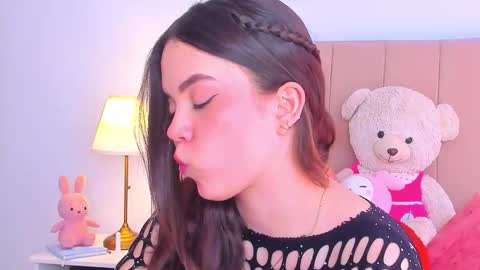 BellaFontana online show from 03/17/26, 05:05