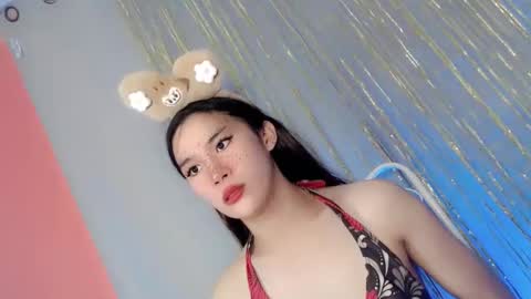 Snapshot of bellafucks1 chatting on 01/06/25, 10:13 Bella rowt online show from 01/06/25, 10:13