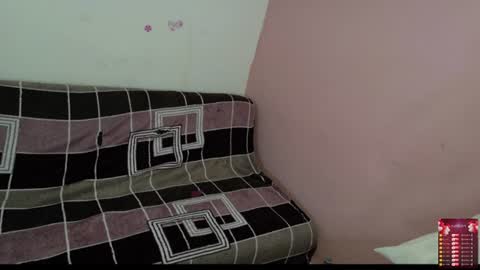 Snapshot of bellah_rose_squirt chatting on 06/22/26, 02:35 Bella online show from 06/22/26, 02:35