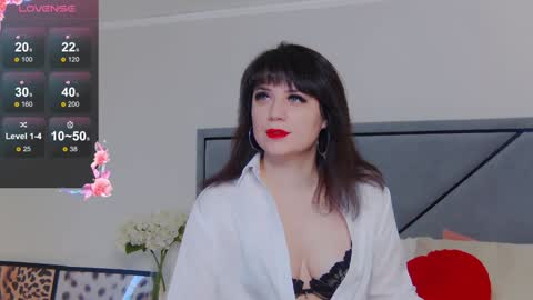 BellaHillss online show from 01/23/25, 08:04