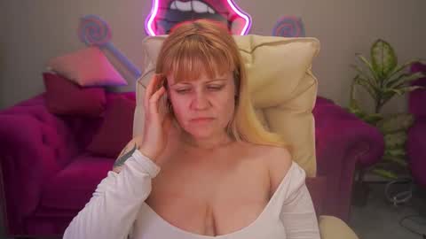 Bella online show from 03/28/26, 03:28