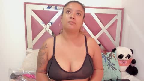 bellalumi online show from 03/29/26, 04:23