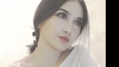 Snapshot of bellapoarch chatting on 07/22/26, 03:37 sophie online show from 07/22/26, 03:37