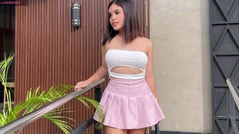 Bella Porch online show from 12/17/24, 02:55