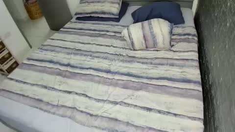 Bella  Angelycal online show from 10/30/25, 04:41