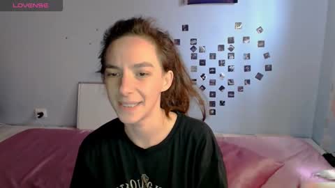 bellaqueen0701 online show from 11/20/25, 09:42