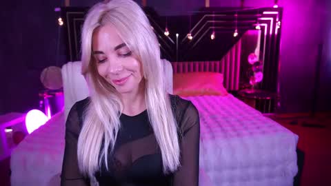 Bella online show from 03/27/26, 01:55