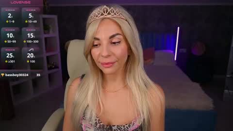 Bella online show from 04/25/26, 07:55