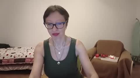 Emma online show from 06/26/26, 07:29