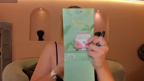  Bella Rose  online show from 05/15/26, 05:47
