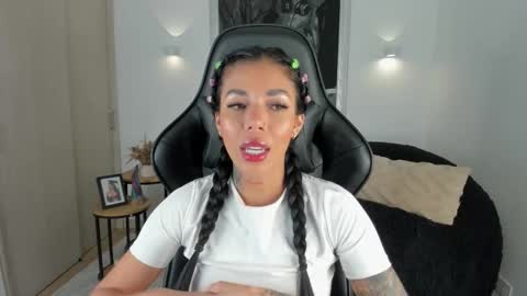 CALL ME BELLA online show from 03/04/26, 02:39