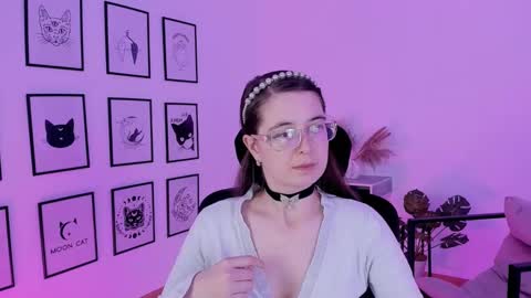 Bella. Ntmu online show from 12/16/24, 09:35