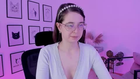 Bella. Ntmu online show from 12/16/24, 12:38