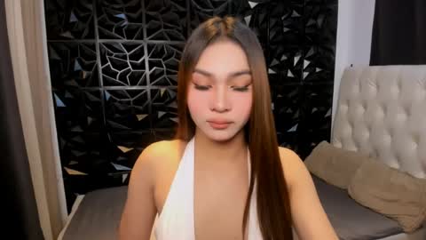 Snapshot of bellatrixnoir69 chatting on 07/12/26, 06:26 bella online show from 07/12/26, 06:26