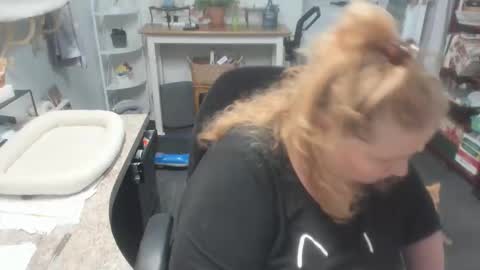 Bellavoca online show from 11/22/25, 10:31