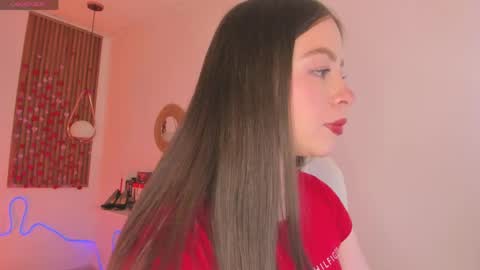 Snapshot of bellawoods_ chatting on 05/28/26, 01:41 laukyubey online show from 05/28/26, 01:41